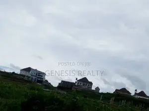 Filin Gidan Duplex Mai Zaman Kansa a Estate, Lugbe