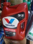 Valvoline Engine Oil 5W-30 (5 Litres) - 1