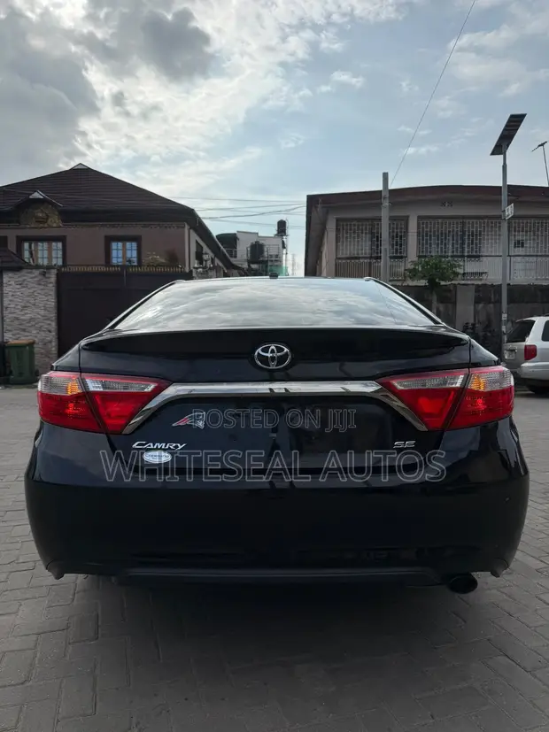 2015 Toyota Camry XLE Sedan - Foreign Used - 1