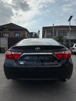 2015 Toyota Camry XLE Sedan - Foreign Used