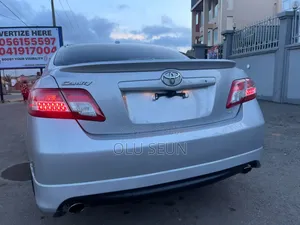 2010 Toyota Camry SE - Wannan Ya Shigo, Silver
