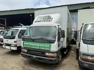 Foreign Used Mitsubishi Canter Cover Body Truck