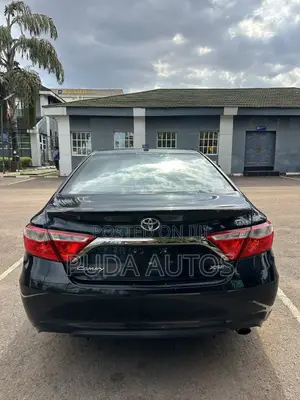 2016 Toyota Camry XSE Sedan