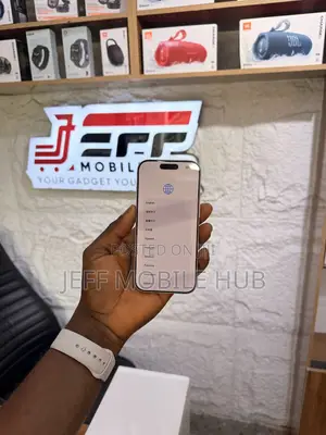 Apple iPhone 17 Pro 256GB Silver (Sabo daga Kasashen Waje)