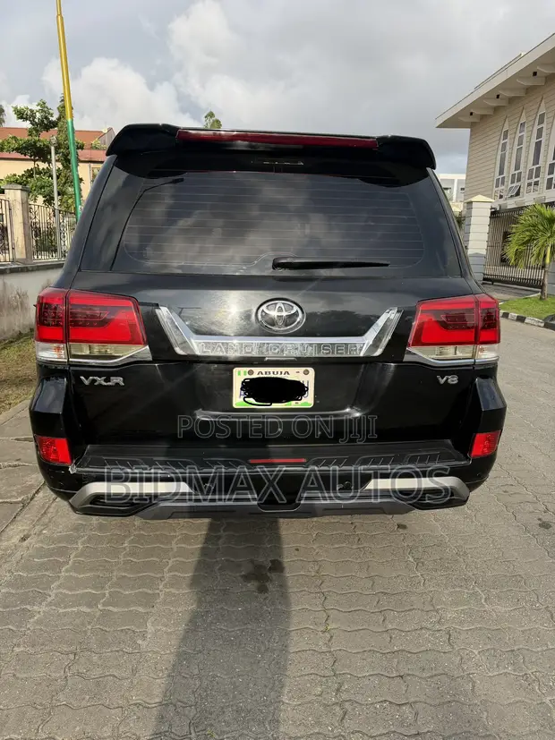 Toyota Land Cruiser 4.5 V8 VXR 2015 Black - 1
