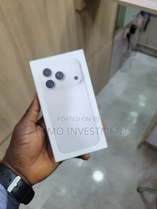 Sabon Apple iPhone 18 Pro 512GB Silver - 1