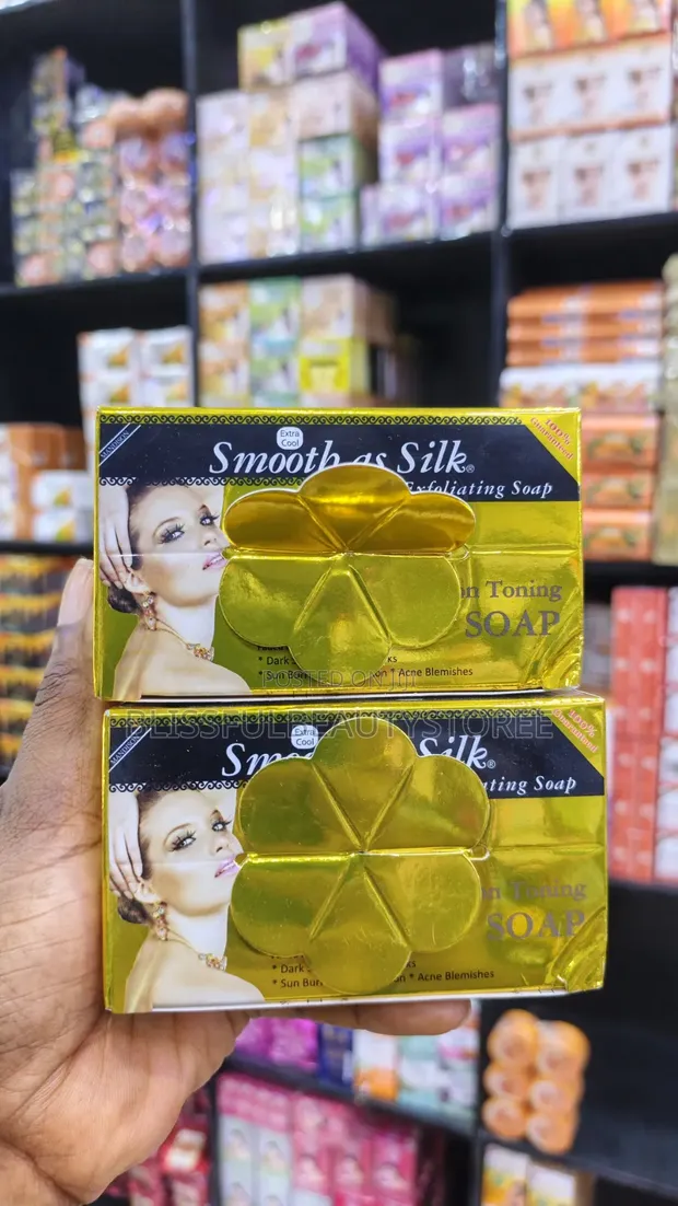 Smooth as Silk Exfoliating Toning Soap - Extra Cool - 1