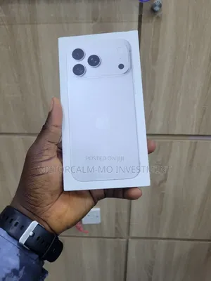 New Apple iPhone 18 Pro Max 256GB Silver
