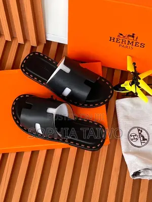 Hermes Free Feet Slides - Top Quality