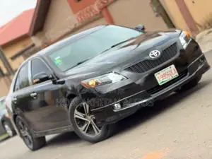 2008 Toyota Camry SE Sedan