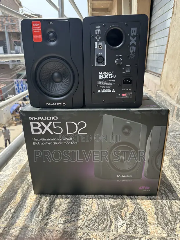 M-Audio BX5 D2 Studio Monitors (Pair) - 1