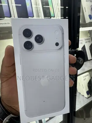 New Apple iPhone 18 Pro Max 512GB Silver
