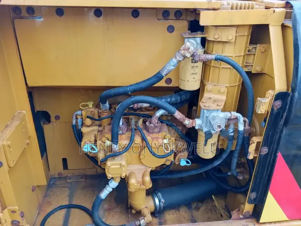 Caterpillar 320cl Swamp Buggy - Foreign Used - 1