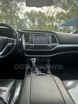 2016 Toyota Highlander XLE V6 4x4 Black