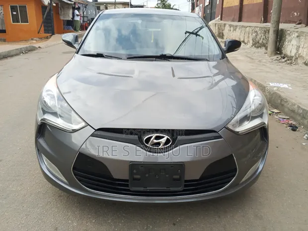 Hyundai Veloster 2012 Automatic Gray - 1