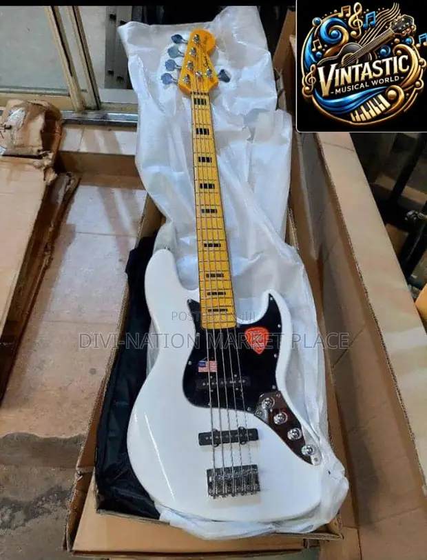 Fender Squier 5-String Active Bass Guitar - 1