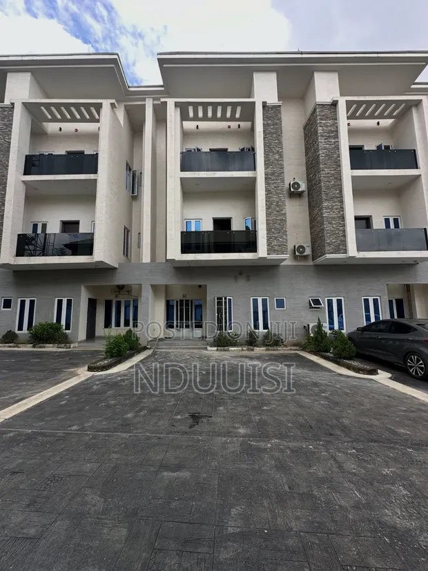 4 Bedroom Townhouse/Terrace in Utako, Abuja - 1