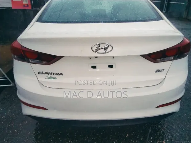 2017 Hyundai Elantra ECO Sedan FWD (1.4L) - 1