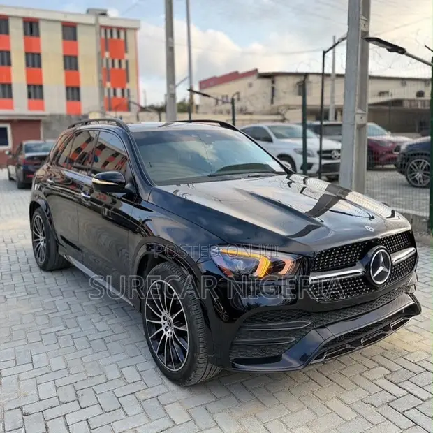 2020 Mercedes-Benz GLE 450 4MATIC Black - 1