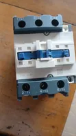 Schneider Electric 80A 220V 3-Pole Contactor - 1