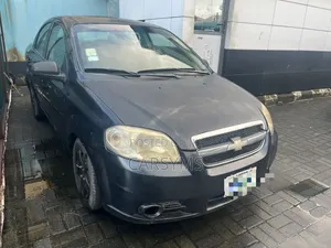 Chevrolet Aveo 2011 Grey