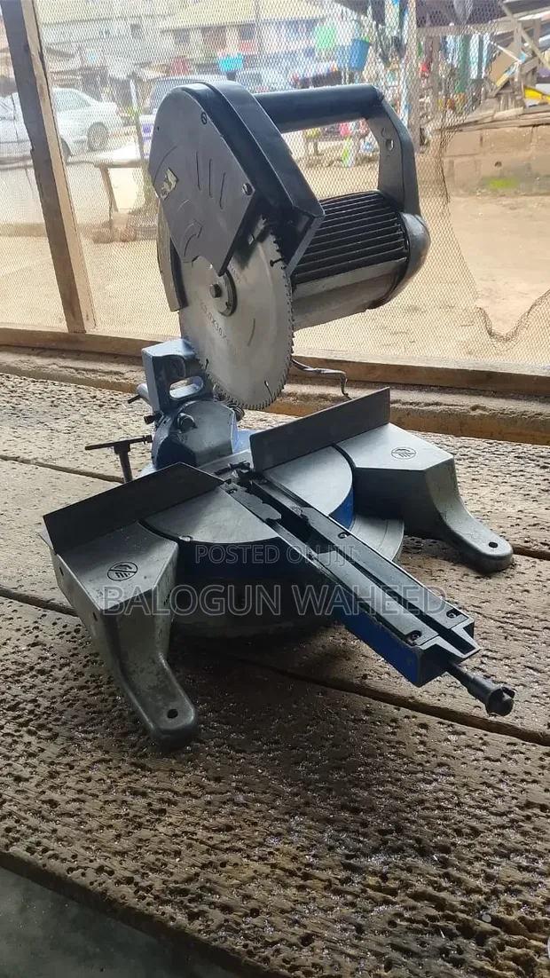 Competent Aluminum Welder & Iron Bender - Garald Construction - 1