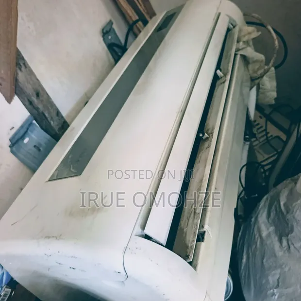 Media AC Mai Tsabta 1.5 HP Tare da Kits - 1