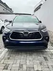 Toyota Highlander 2021 Blue - 1