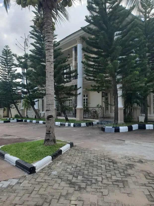 8-Bedroom Duplex for Rent in Katampe Extension, Abuja - 1