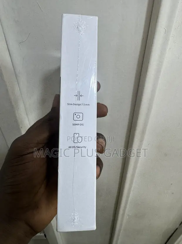 New Samsung Galaxy A17 5G 128GB Black - 1
