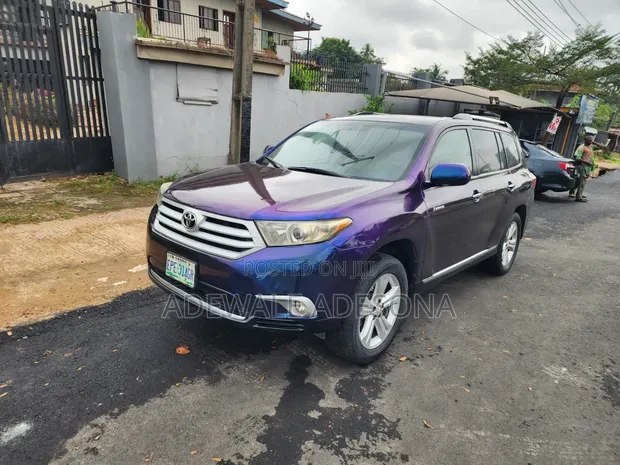 Toyota Highlander 3.5L 4WD 2013 Blue - 1
