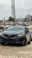 Toyota Camry SE 2.5L Baka 2019 - 2