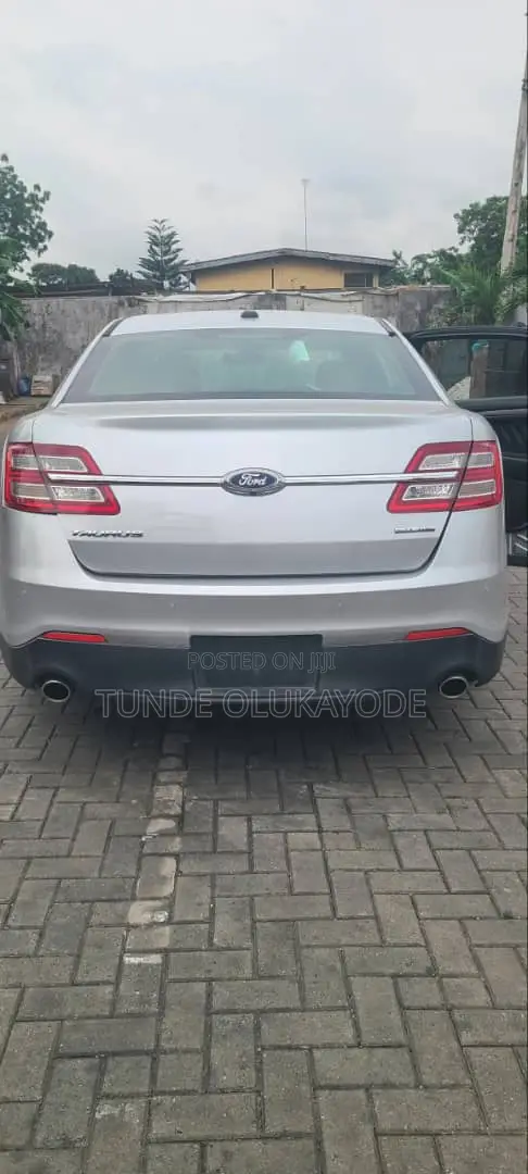 2013 Ford Taurus Limited Sedan - 1