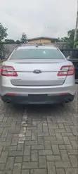 Ford Taurus Limited Sedan na 2013 - 1