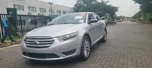 2013 Ford Taurus Limited Sedan