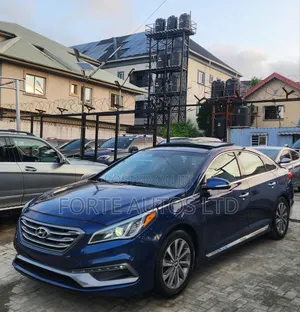 2015 Hyundai Sonata Sport 2.0T Sedan - Foreign Used