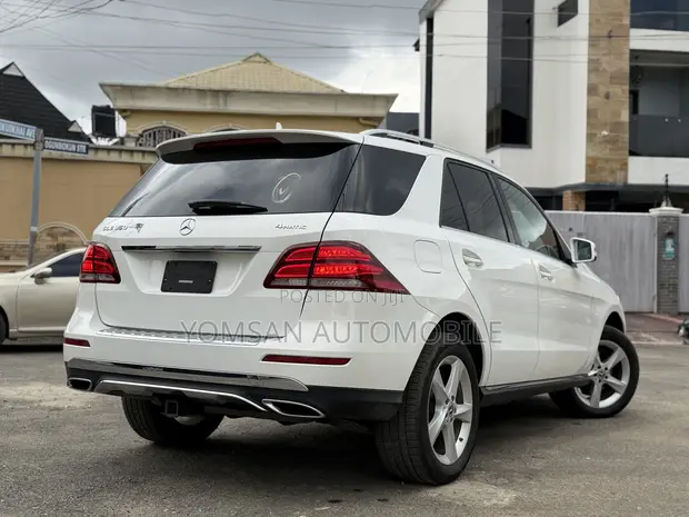 Mercedes-Benz GLE 350 2018 White - 1