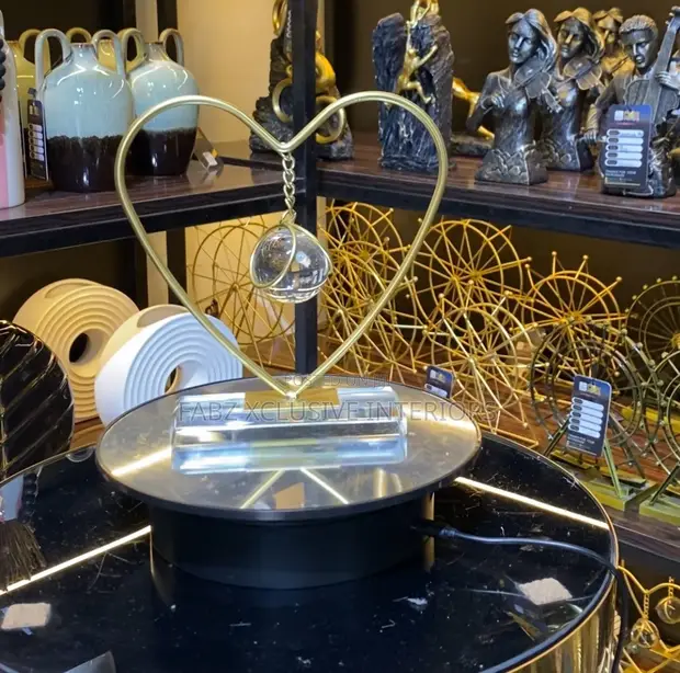 Crystal Shape Ball Holder - 1