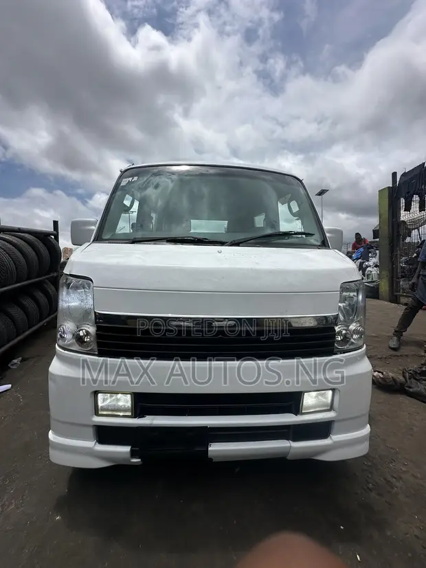 Suzuki Every 2014 White - 1