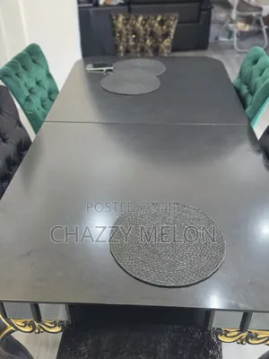 Modern Extendable Dining Table - Black
