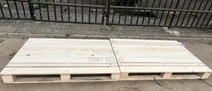 Wooden Picnic Pallet Rental for 8-12 Guests