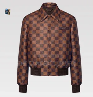 Louis Vuitton Jaketitin Fata Mai Girma - Brown