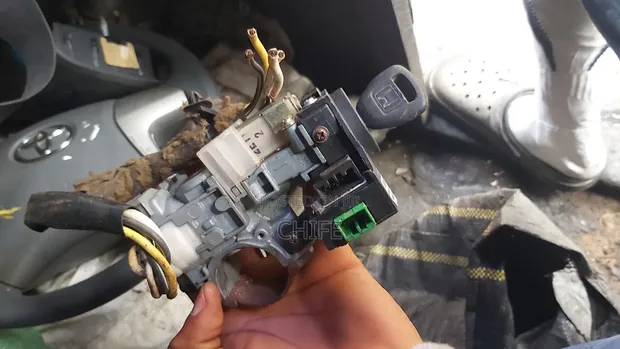 Honda Accord Ignition Housing and Key (Baby Boy) - 1