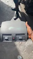 Toyota Corolla Center Vent 2008 - 1