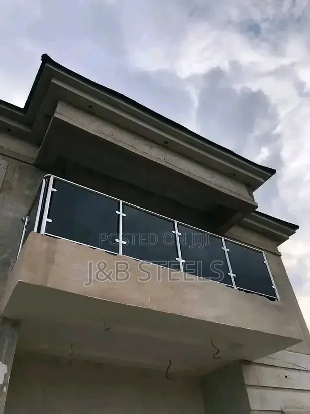 10m Stainless Steel Rail and Glass Installation - 1
