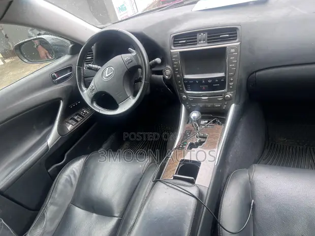 Lexus IS 250 2010 Gray - 1