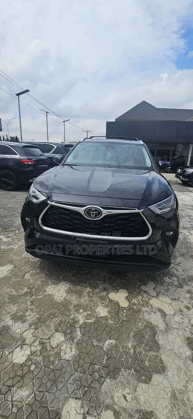 Toyota Highlander 2020 Black - 1