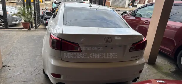2011 Lexus IS250 White - 1
