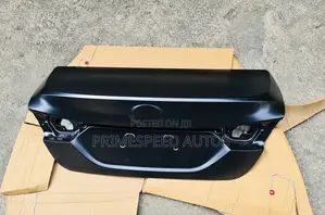 Toyota Camry Booth (2018-2022)
