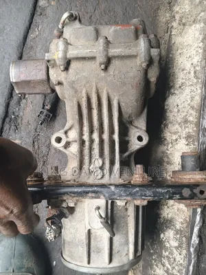 Nissan Rogue 2019 Back Axle